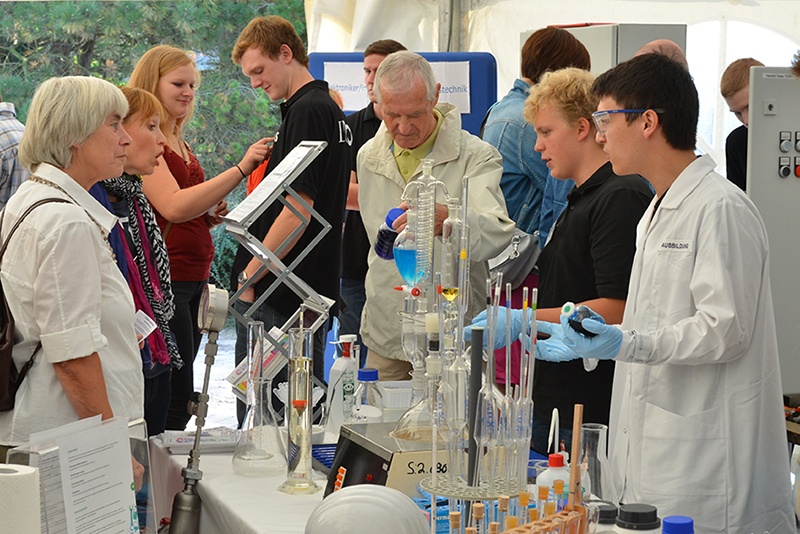 Besuchen Sie die Chemie